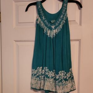 Chic Teal Floral Embroidered Tank Top